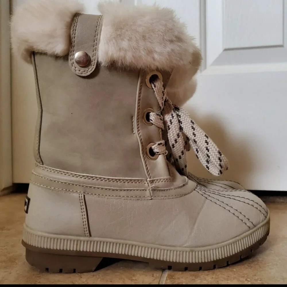 London Fog Milly Boots in winter white beige